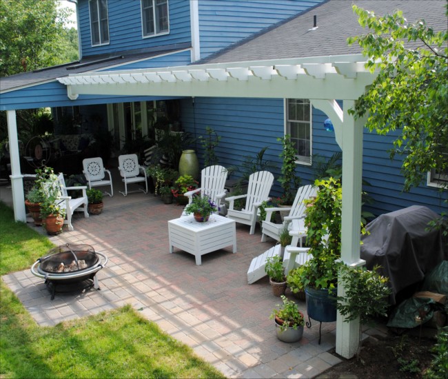 Garden Treasures White Pergola with Luminous Structure | Pergola Gazebos: